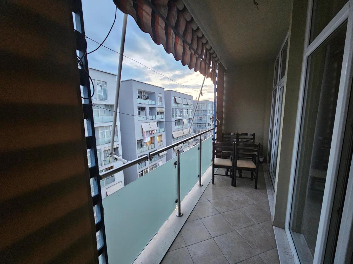 Pleasant Apartment With Free Dedicated Parking In Komuna E Parisit Тирана Екстер'єр фото