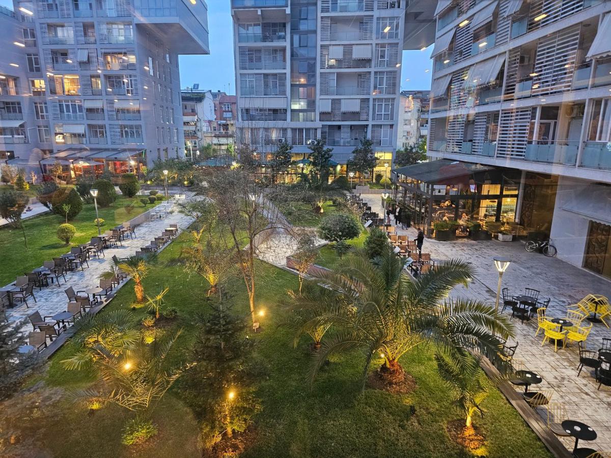 Pleasant Apartment With Free Dedicated Parking In Komuna E Parisit Тирана Екстер'єр фото