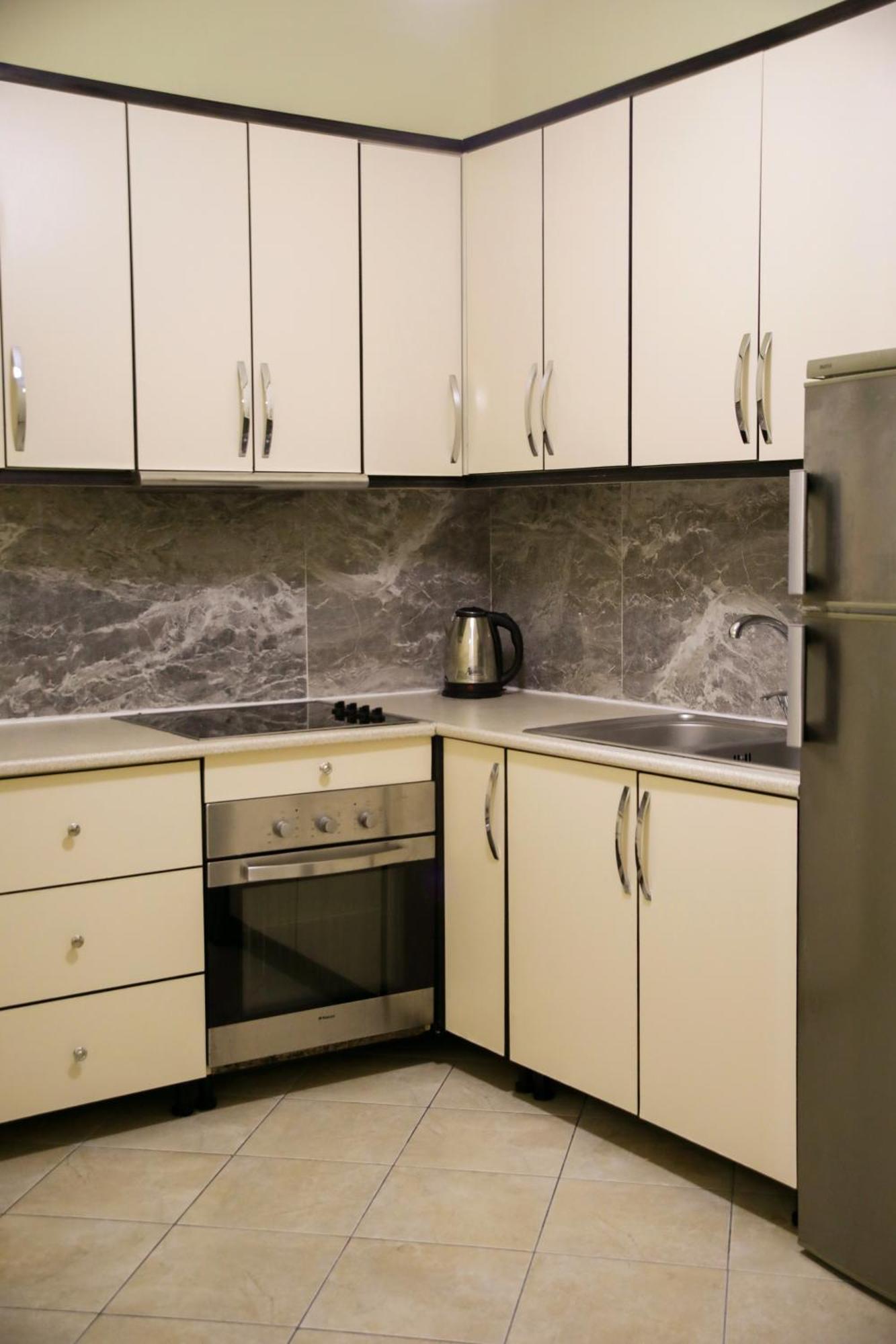 Pleasant Apartment With Free Dedicated Parking In Komuna E Parisit Тирана Екстер'єр фото